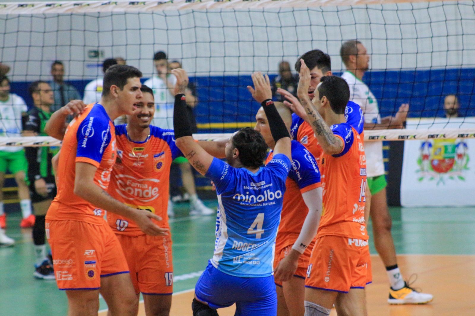 Farma Conde Vôlei São José vence o Itambé Minas fora de casa no tie-break  pela Superliga 1XBET - Revista Urbanova