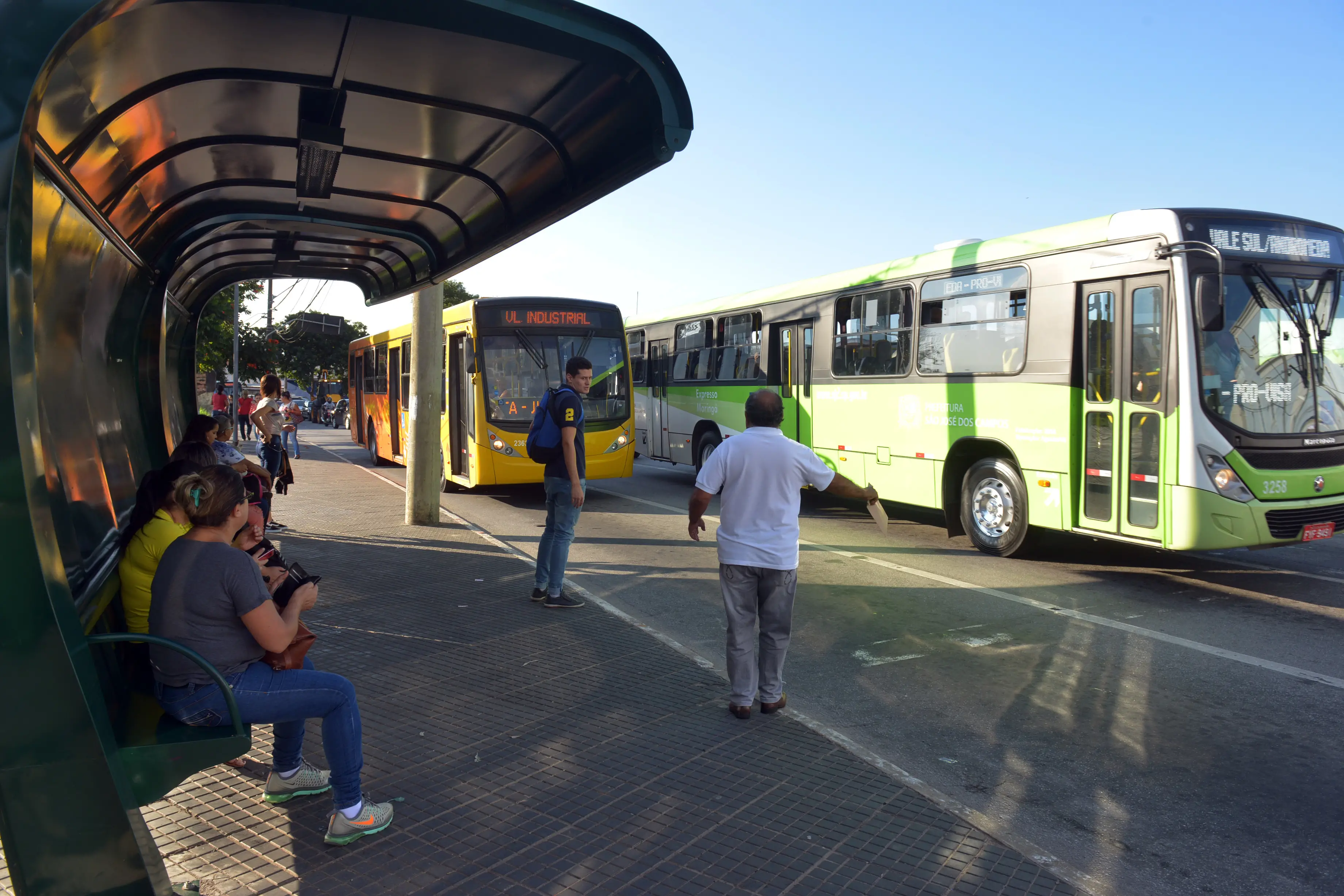 Ônibus-Urbanova