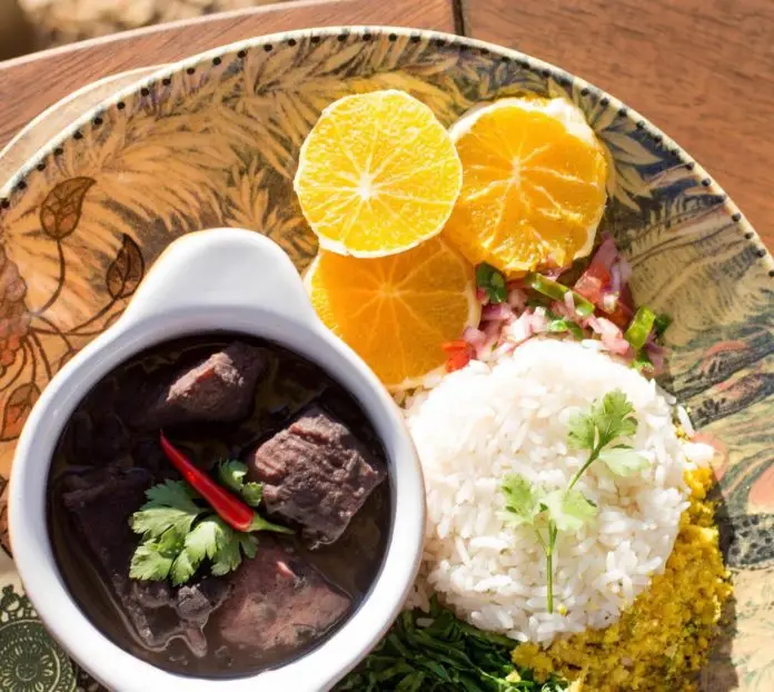 Feijoada-Go-Organic-Club