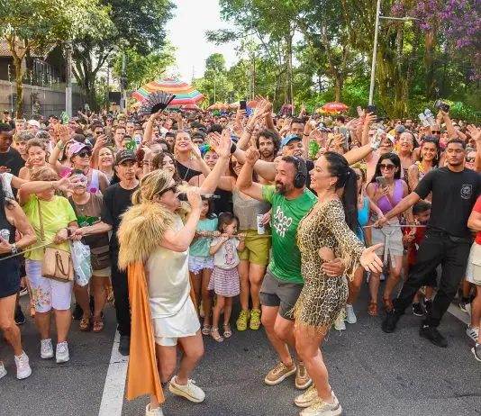 Bloco da Pri reúne multidão de foliões e abre carnaval de rua em São José dos Campos