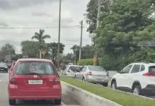 Artefato explosivo encontrado por equipe de pesca magnética bloqueia ponte do Urbanova e provoca caos no trânsito