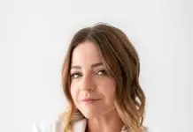 Especial Mês das Mulheres: Kathrin Schmidt une técnica e naturalidade e se destaca na estética de sobrancelhas