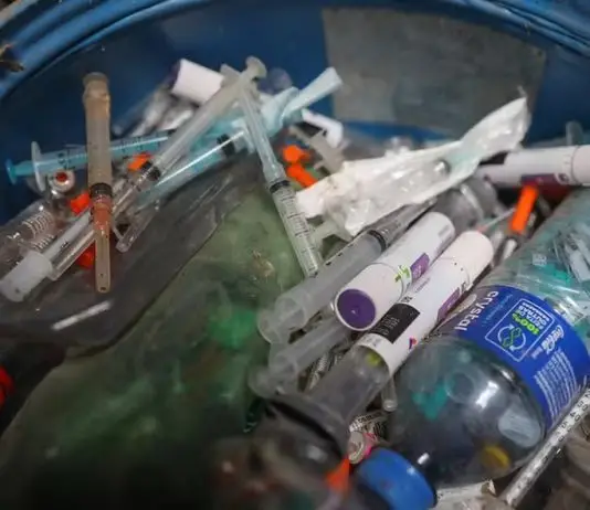 Projeto propõe pontos de coleta descarte de canetas injetáveis, como Mounjaro e Ozempic