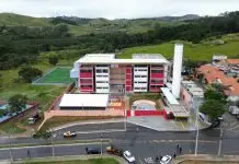 Tarcísio inaugura nova escola estadual para 1,3 mil alunos em São José dos Campos PPP-Novas-Escolas-EE-Roberto-Burle-Marx-1024x576