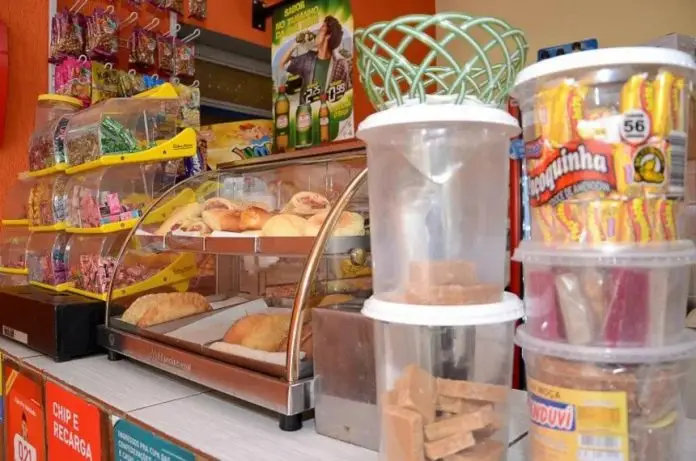 Projeto proíbe venda de ultraprocessados