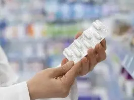 Anvisa determina o recolhimento antibióticos e solução fisiológica com problemas de qualidade Anvisa remédio