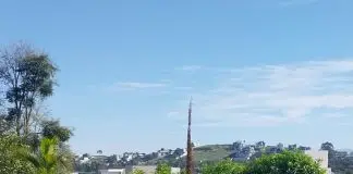Vazamento em frente ao Floradas da Serra dura mais de 24 horas, relatam moradores do Urbanova Vazamento de água | Urbanova