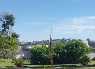 Vazamento em frente ao Floradas da Serra dura mais de 24 horas, relatam moradores do Urbanova Vazamento de água | Urbanova