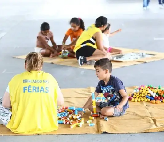 Brincando nas Férias