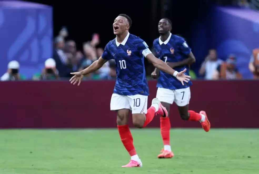 Fraça disputará oitavas de final na Copa do Mundo