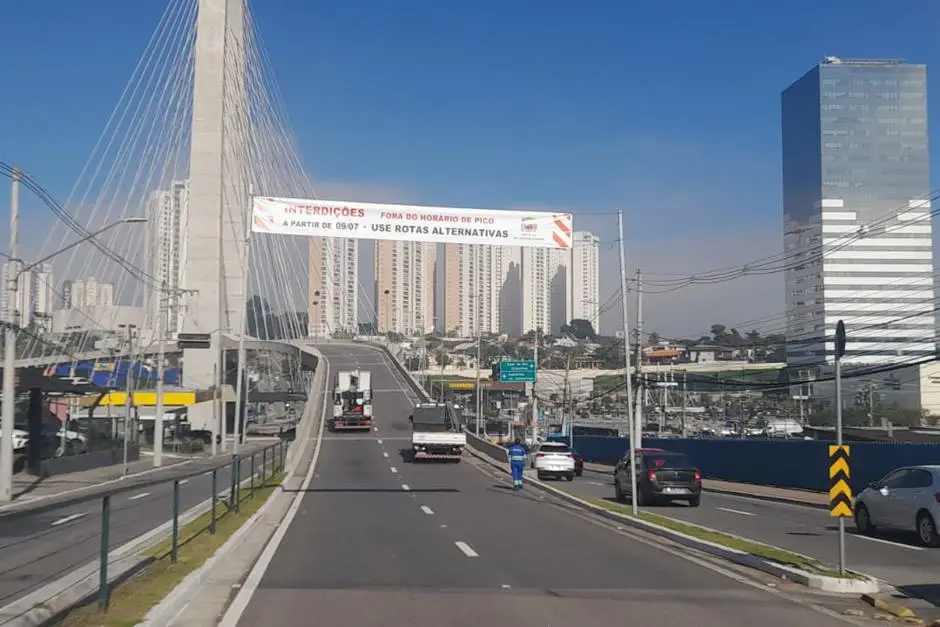 Ponte Estaiada