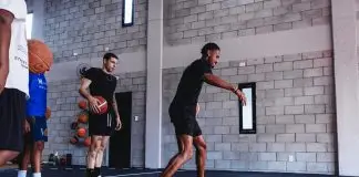 Escola de basquete no Urbanova oferece treinos para todas as idades, em turmas de até seis alunos