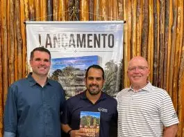 Experiência de joseense durante missão no Amazonas inspira livro para novos cristãos