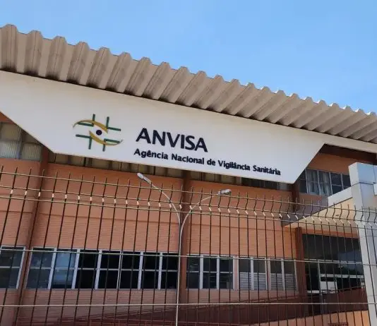 Anvisa proíbe venda e uso de cosméticos sem registro sanitário