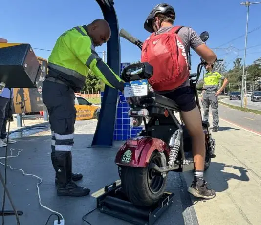 Fiscalização apreende seis veículos elétricos no Urbanova; um dos equipamentos chegou a 61 km/h