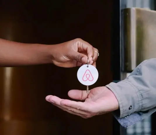 STJ suspende em todo o país processos sobre proibição de Airbnb em condomínios Airbnb