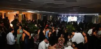 Baile da Paróquia Santo Agostinho terá open bar, open food e show de Priscilla Coutto nesta sexta (25); restam poucos ingressos Baile da Paróquia Santo Agostinho