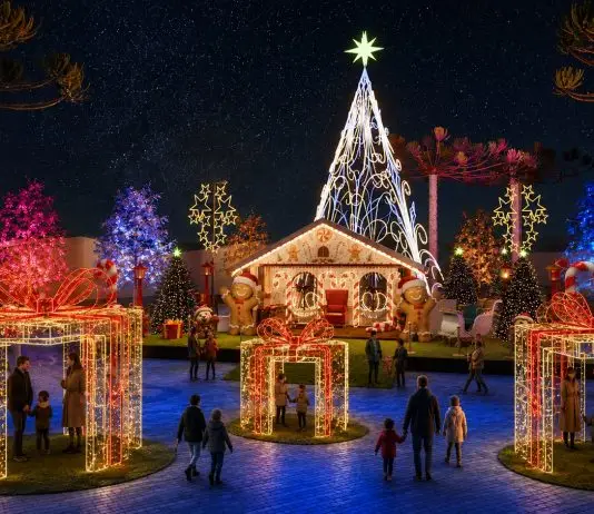 Papai Noel chega a Campos do Jordão nesta sexta; evento marca o acendimento de 16 km de luzes de Natal Chegada do Papai Noel | Campos do Jordão