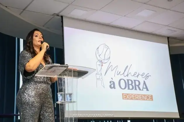 Mulheres à Obra Mulheres à Obra