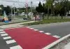 Condutores relatam faixas escorregadias no Urbanova durante chuvas; Secretaria de Mobilidade afirma que a pintura segue as normas Faixa Vermelha | Travessia de ciclistas | Rotatória praça Fukuoka