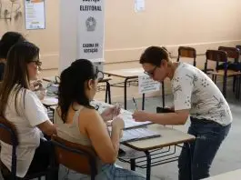 Segundo turno: mesmo quem não votou no dia 4 de outubro pode ir às urnas neste domingo Votação | Eleições 2026