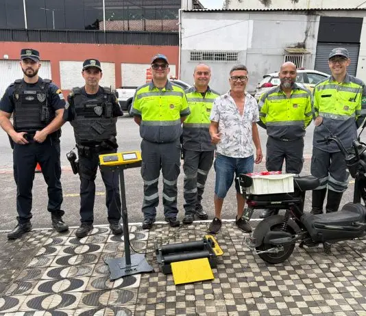 Fiscalização de autopropelidos aborda 30 condutores em São José; veja as regras de circulação Fiscalização | Semob | Motos e autopropelidos